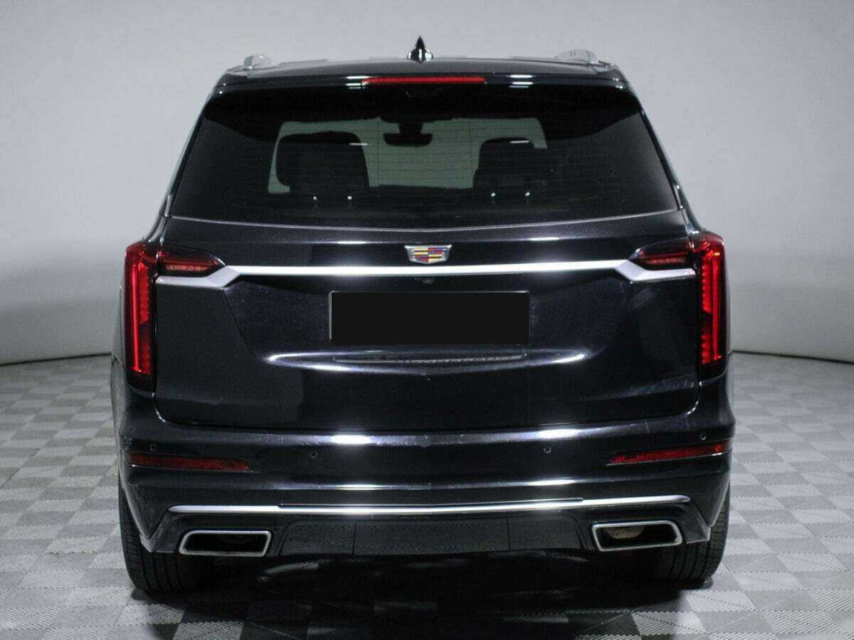 Купить Cadillac XT6 с пробегом. Фото: #3