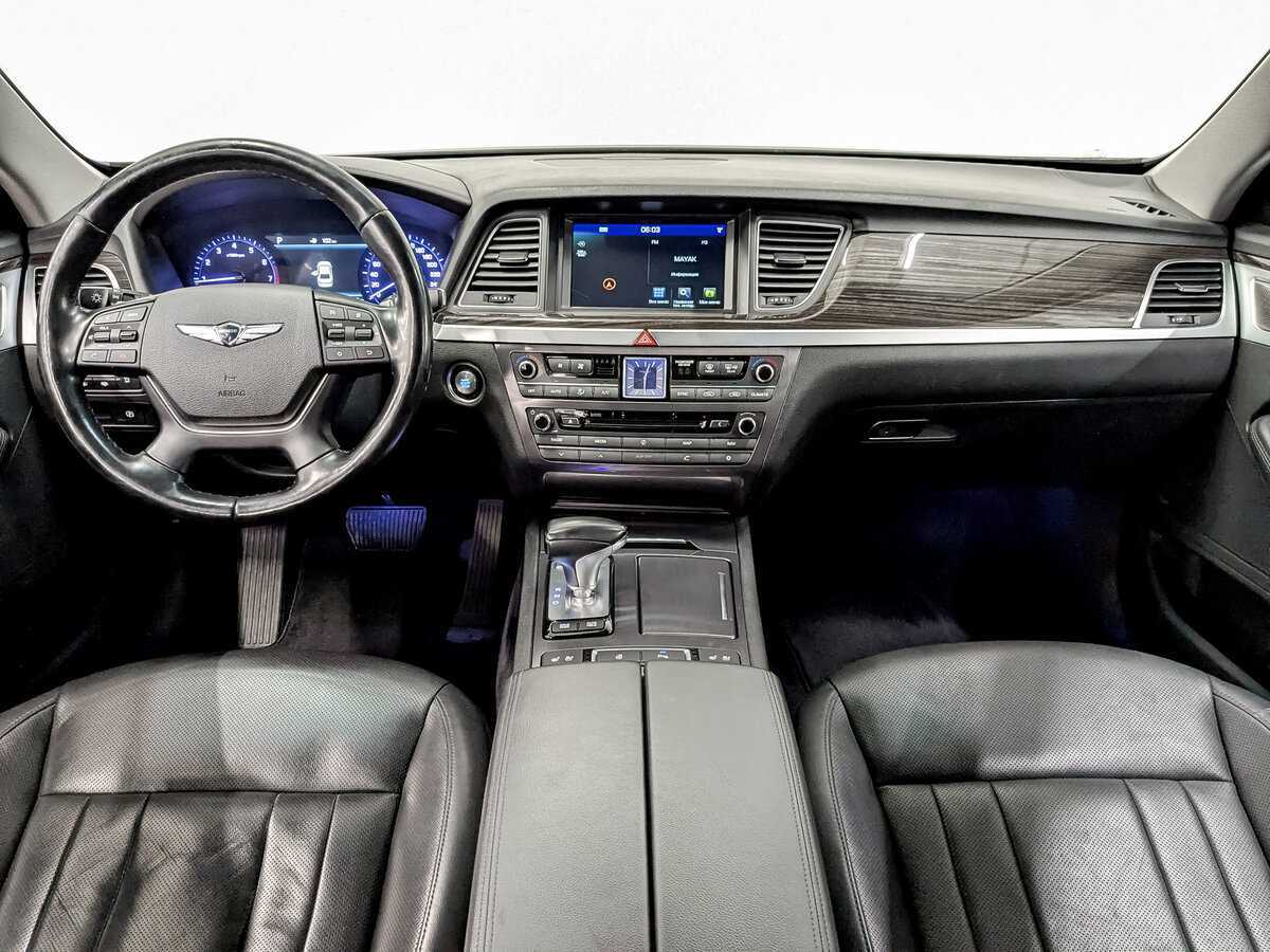Купить Genesis G80 с пробегом. Фото: #12