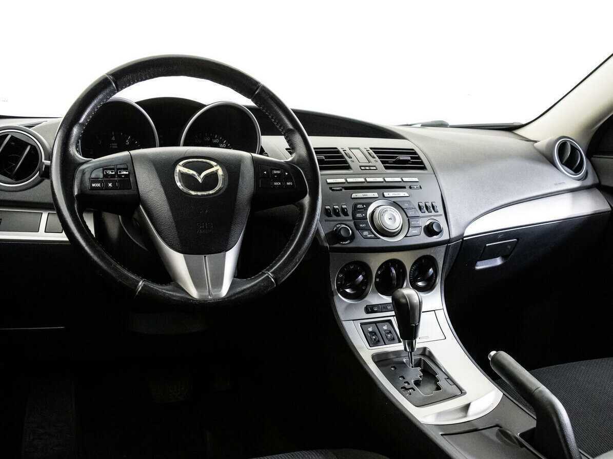 Купить Mazda 3 с пробегом. Фото: #10
