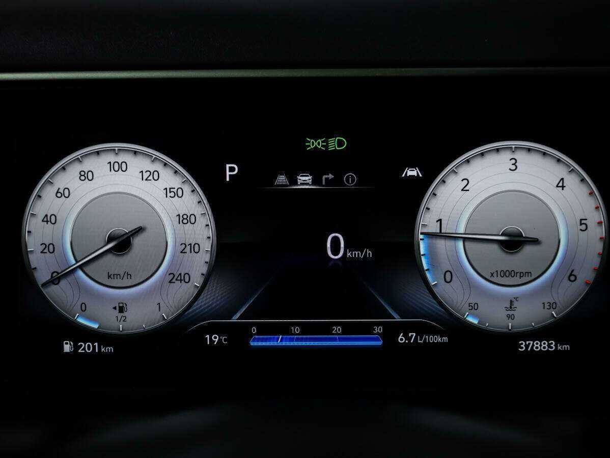 Купить Hyundai Tucson с пробегом. Фото: #16
