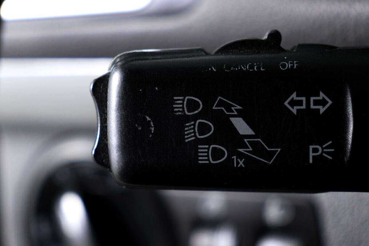 Купить Volkswagen Touran с пробегом. Фото: #14