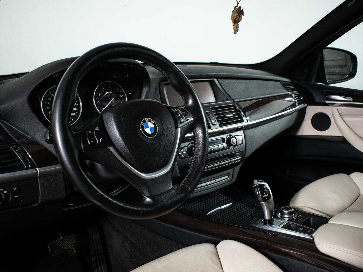 Купить BMW X5 с пробегом. Фото: #9