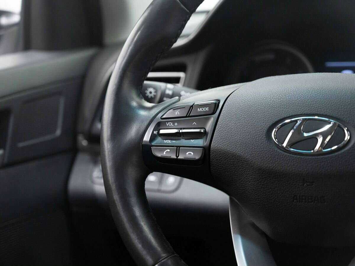 Купить Hyundai Avante с пробегом. Фото: #14