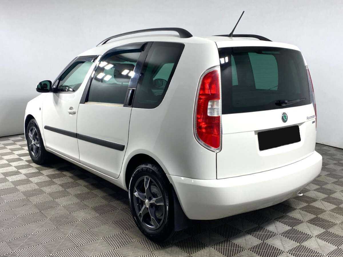 Купить Skoda Roomster с пробегом. Фото: #6