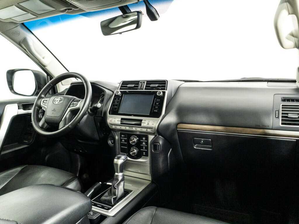 Купить Toyota Land Cruiser Prado с пробегом. Фото: #8