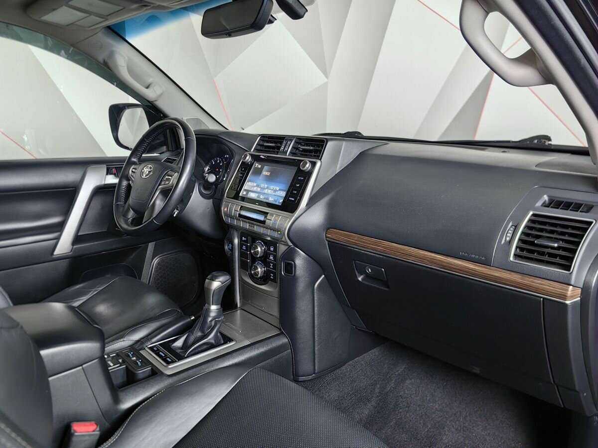 Купить Toyota Land Cruiser Prado с пробегом. Фото: #8