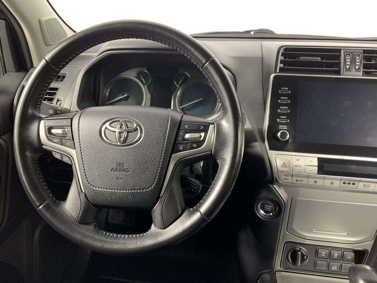 Купить Toyota Land Cruiser Prado с пробегом. Фото: #18