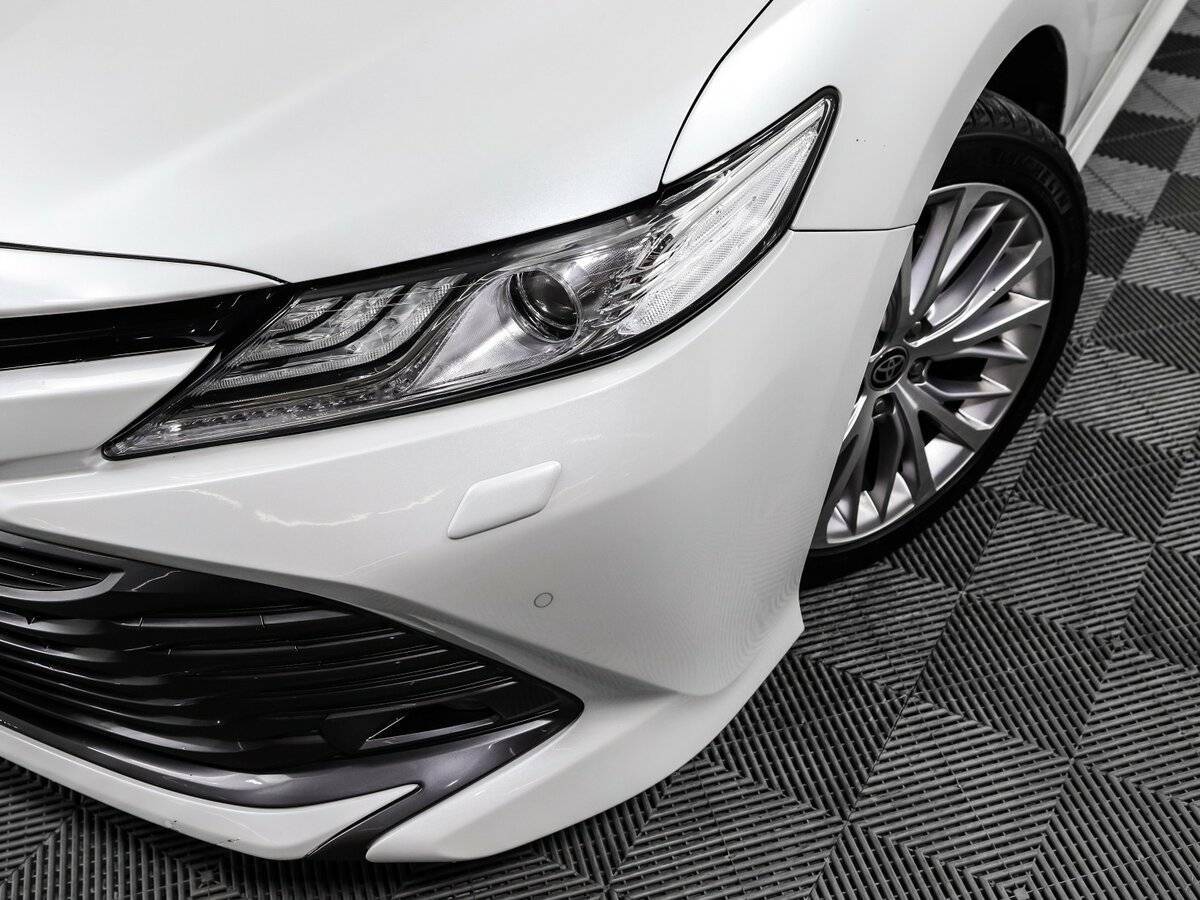 Купить Toyota Camry с пробегом. Фото: #14