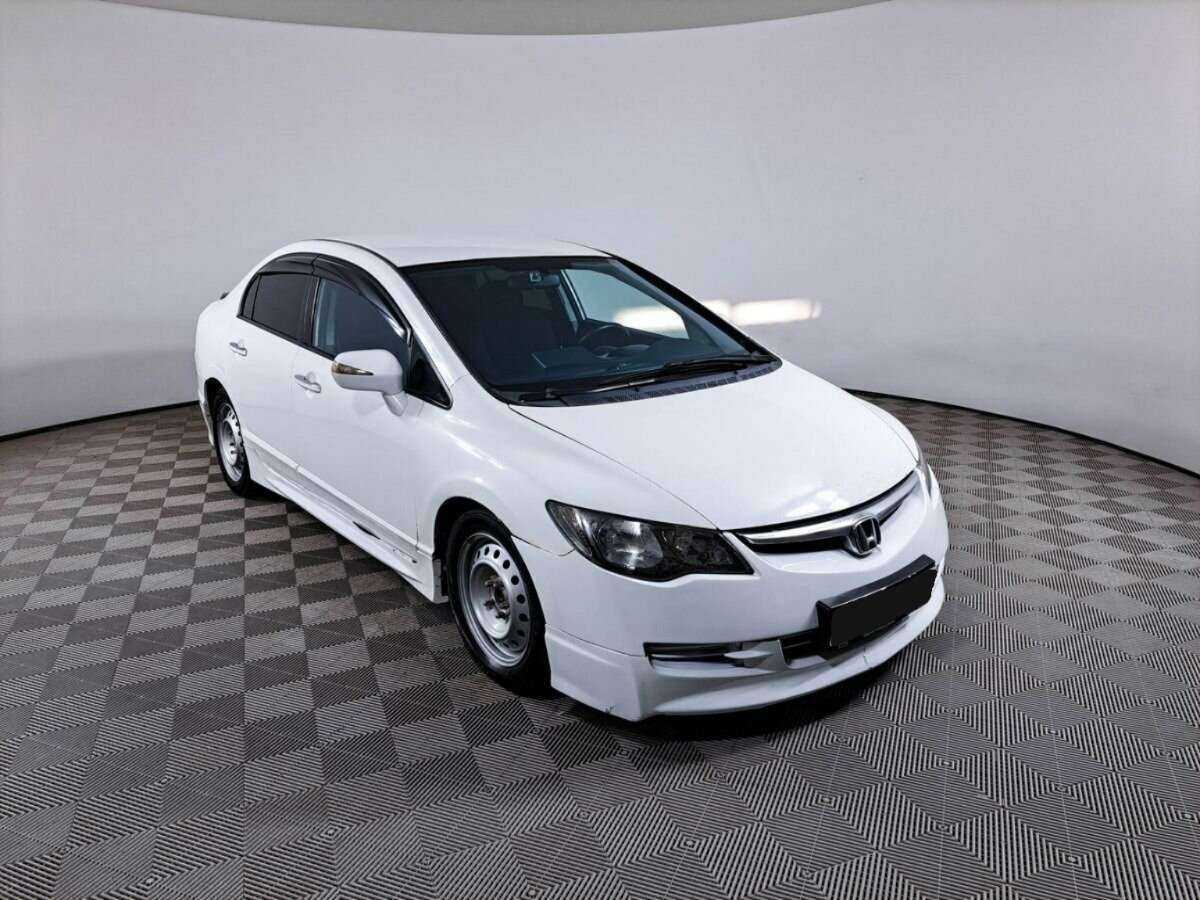 Купить Honda Civic с пробегом. Фото: #2