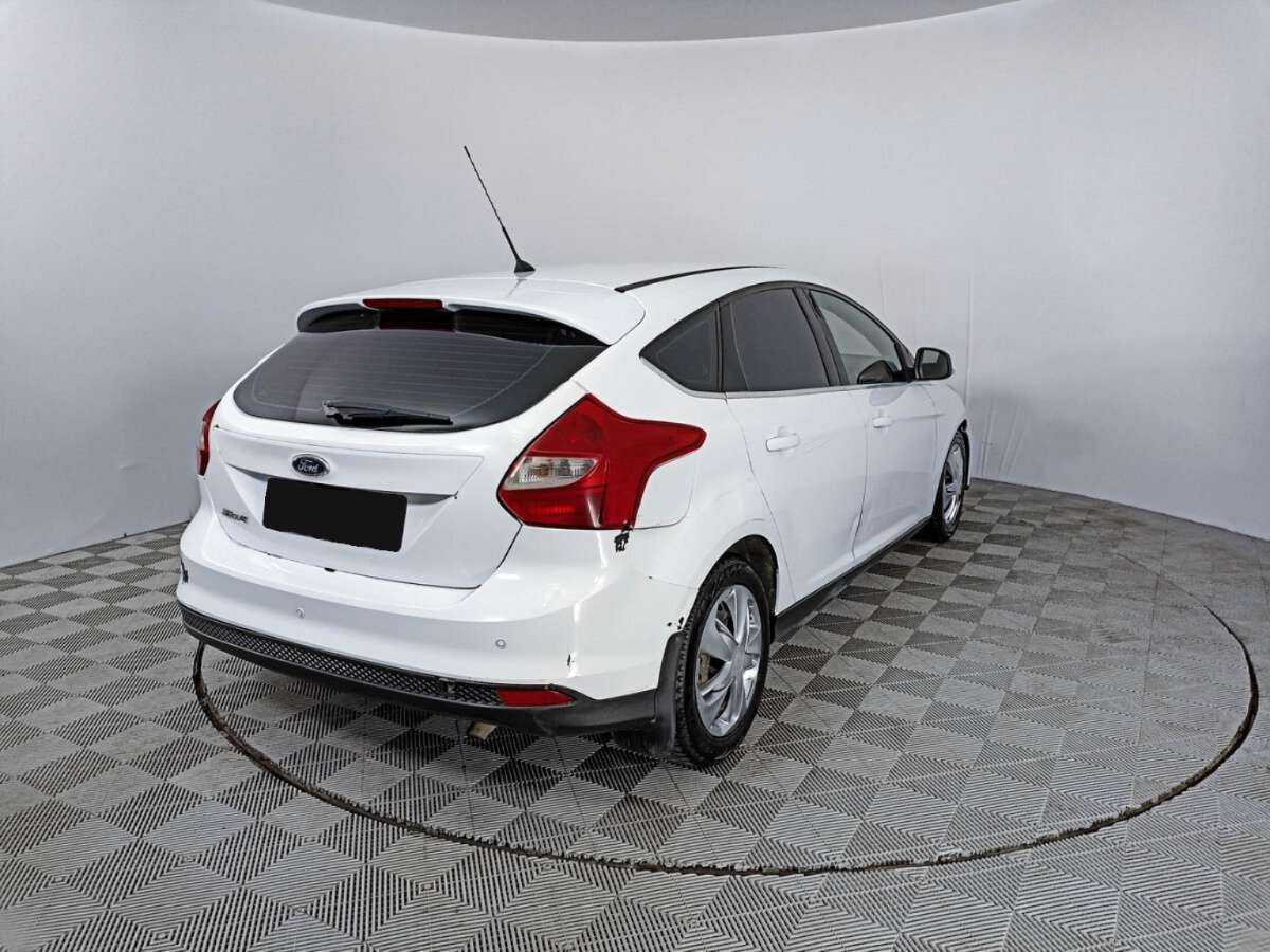 Купить Ford Focus с пробегом. Фото: #4