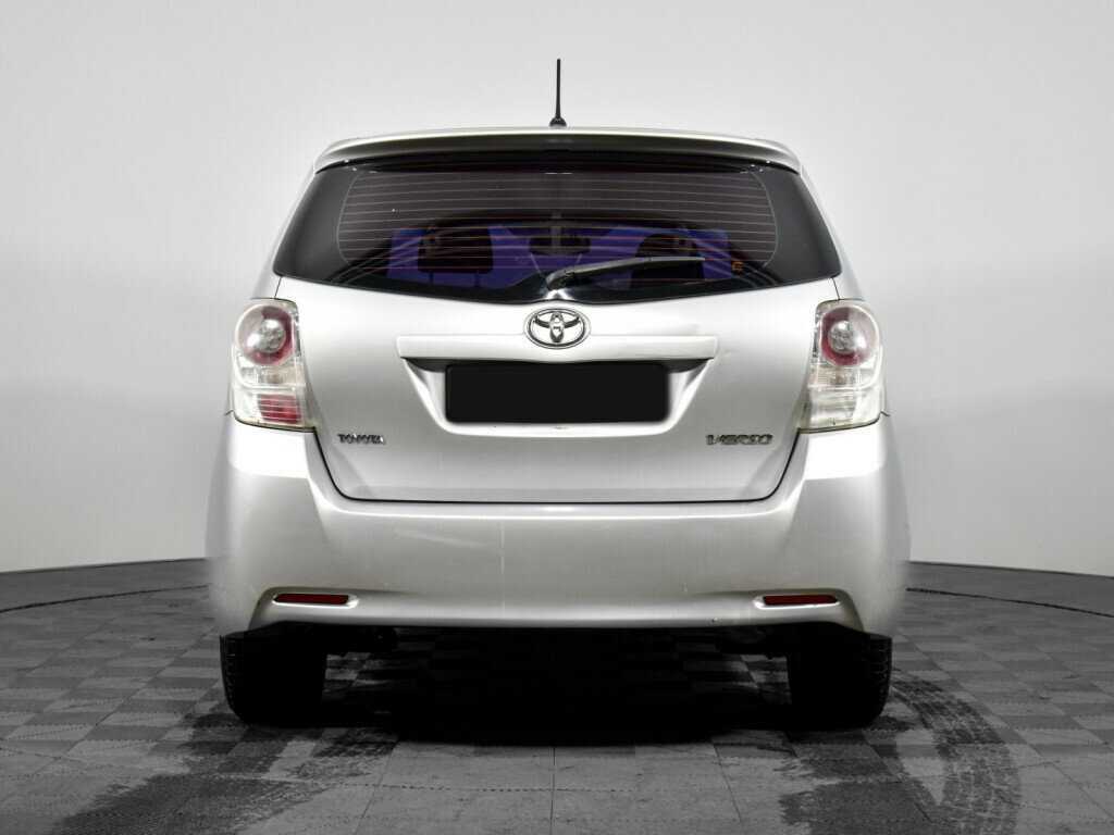 Купить Toyota Verso с пробегом. Фото: #5