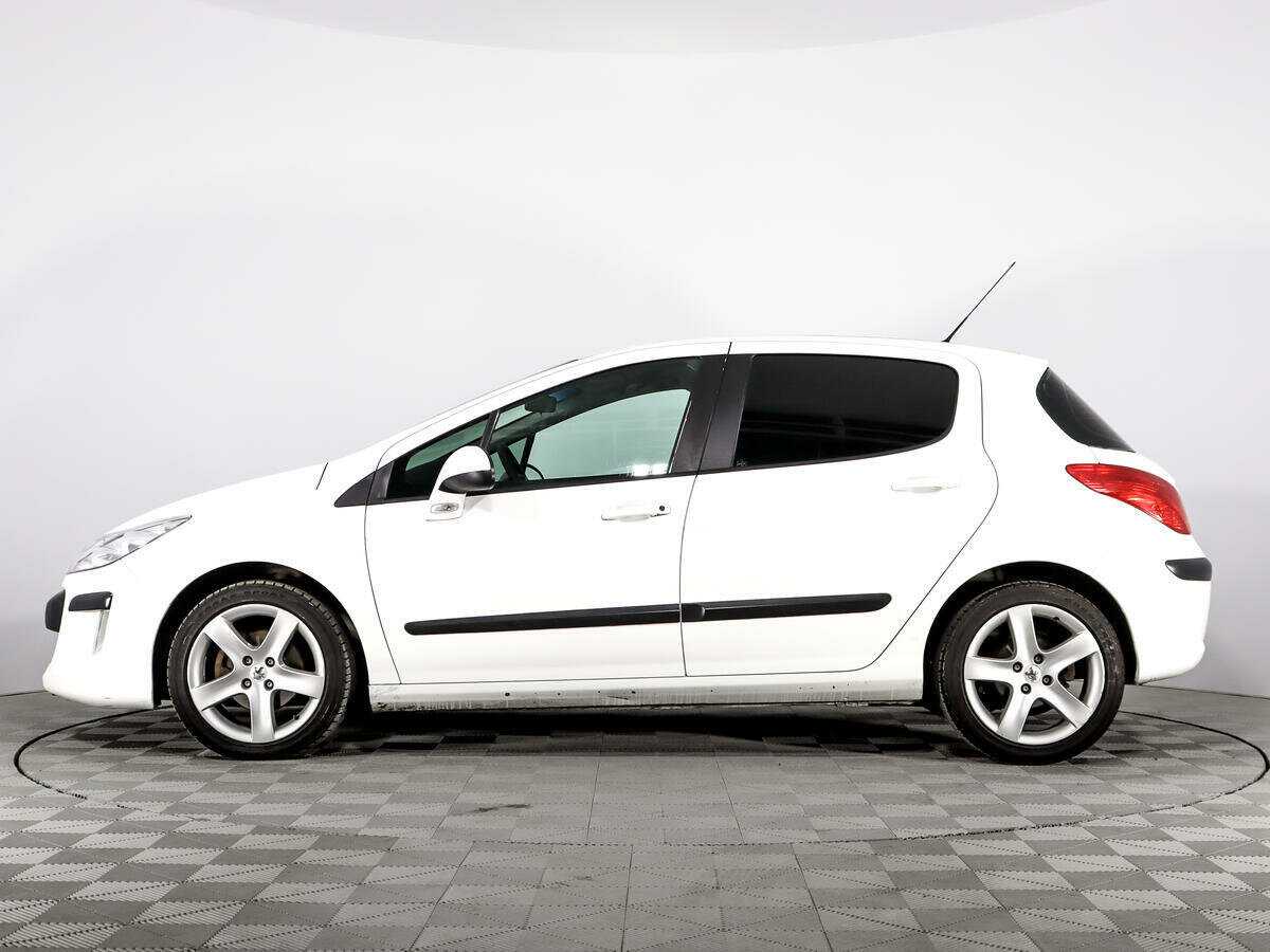 Купить Peugeot 308 с пробегом. Фото: #6