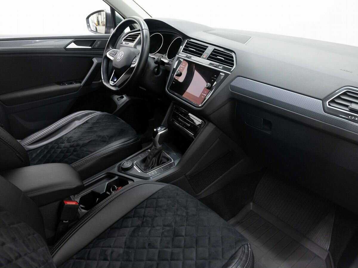 Купить Volkswagen Tiguan с пробегом. Фото: #12