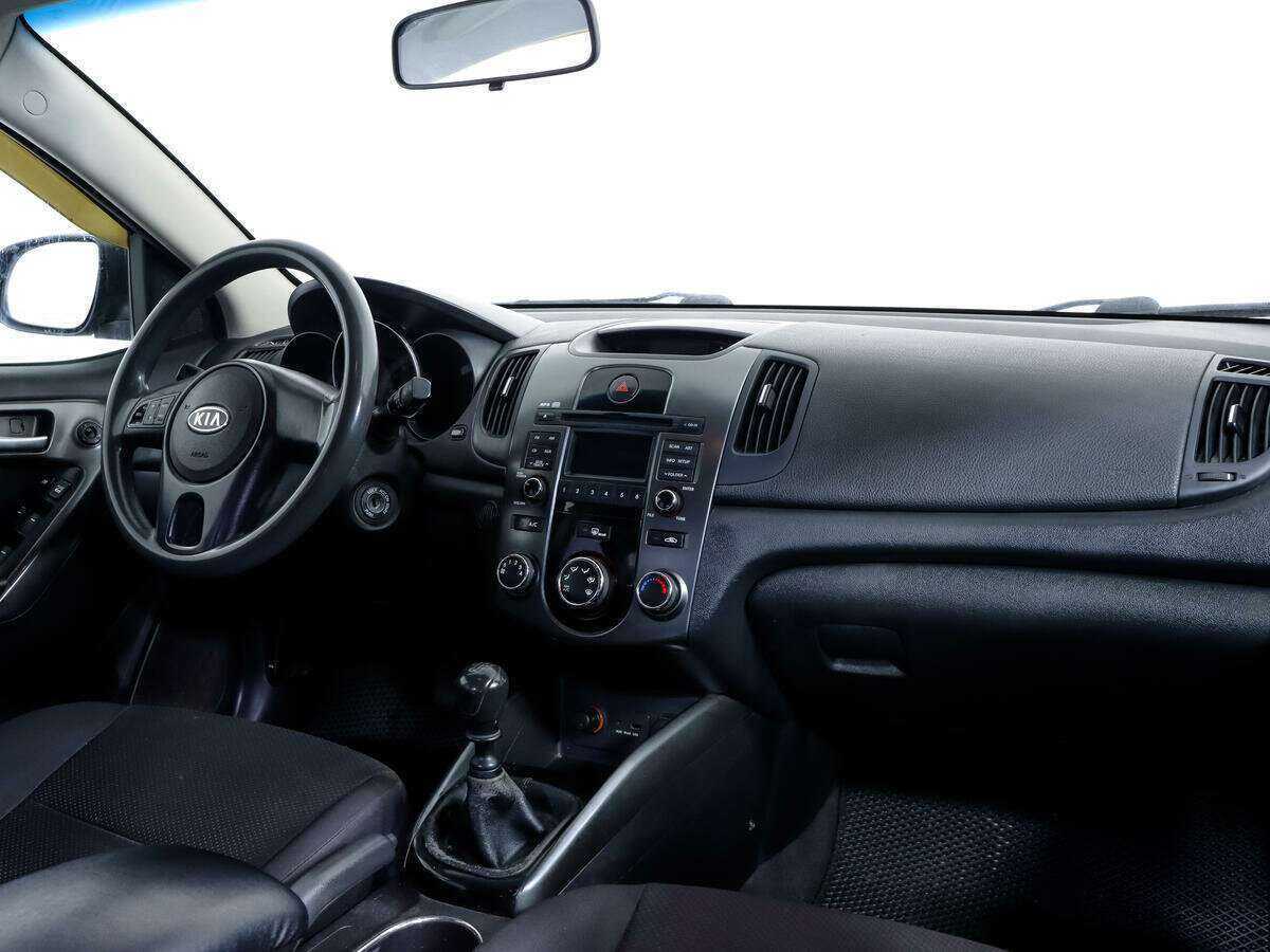 Купить Kia Cerato с пробегом. Фото: #8