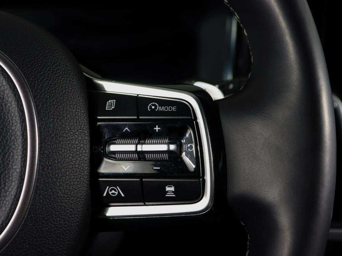 Купить Kia Sorento с пробегом. Фото: #18