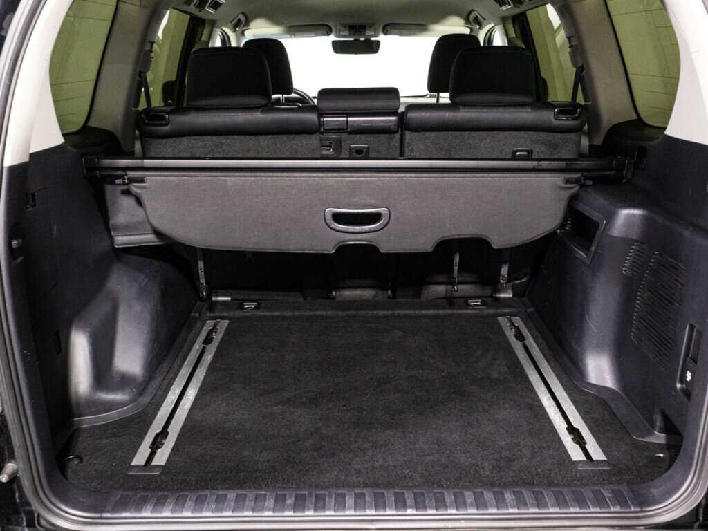 Купить Toyota Land Cruiser Prado с пробегом. Фото: #14