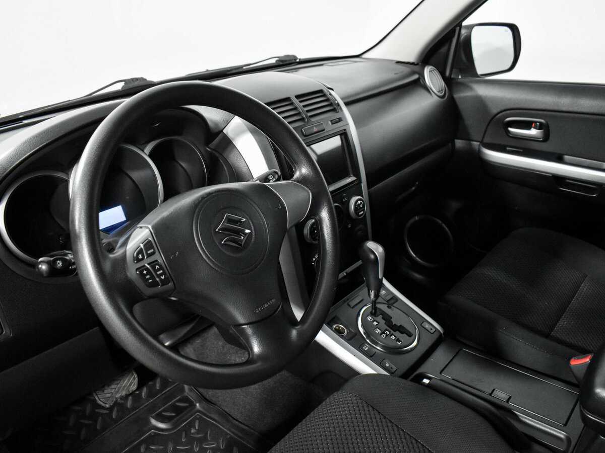 Купить Suzuki Grand Vitara с пробегом. Фото: #8