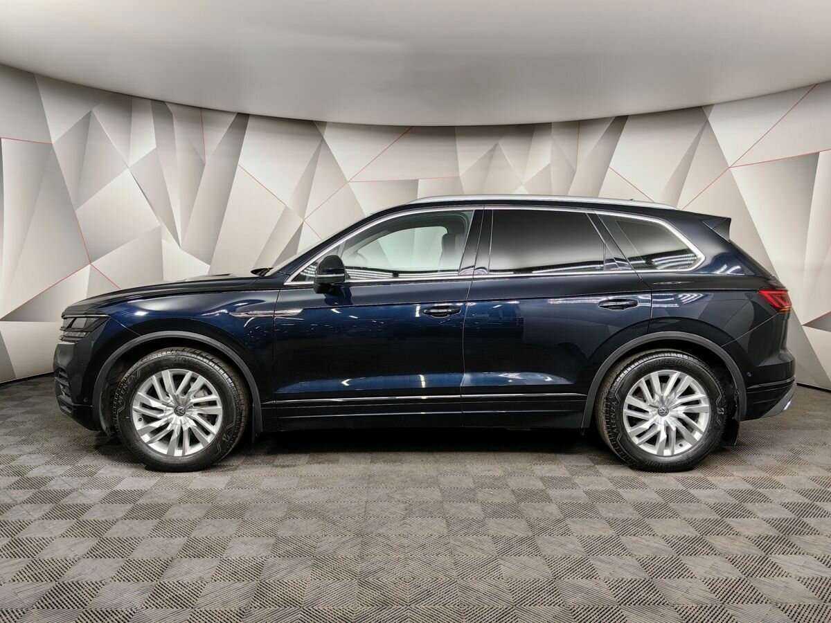 Купить Volkswagen Touareg с пробегом. Фото: #4