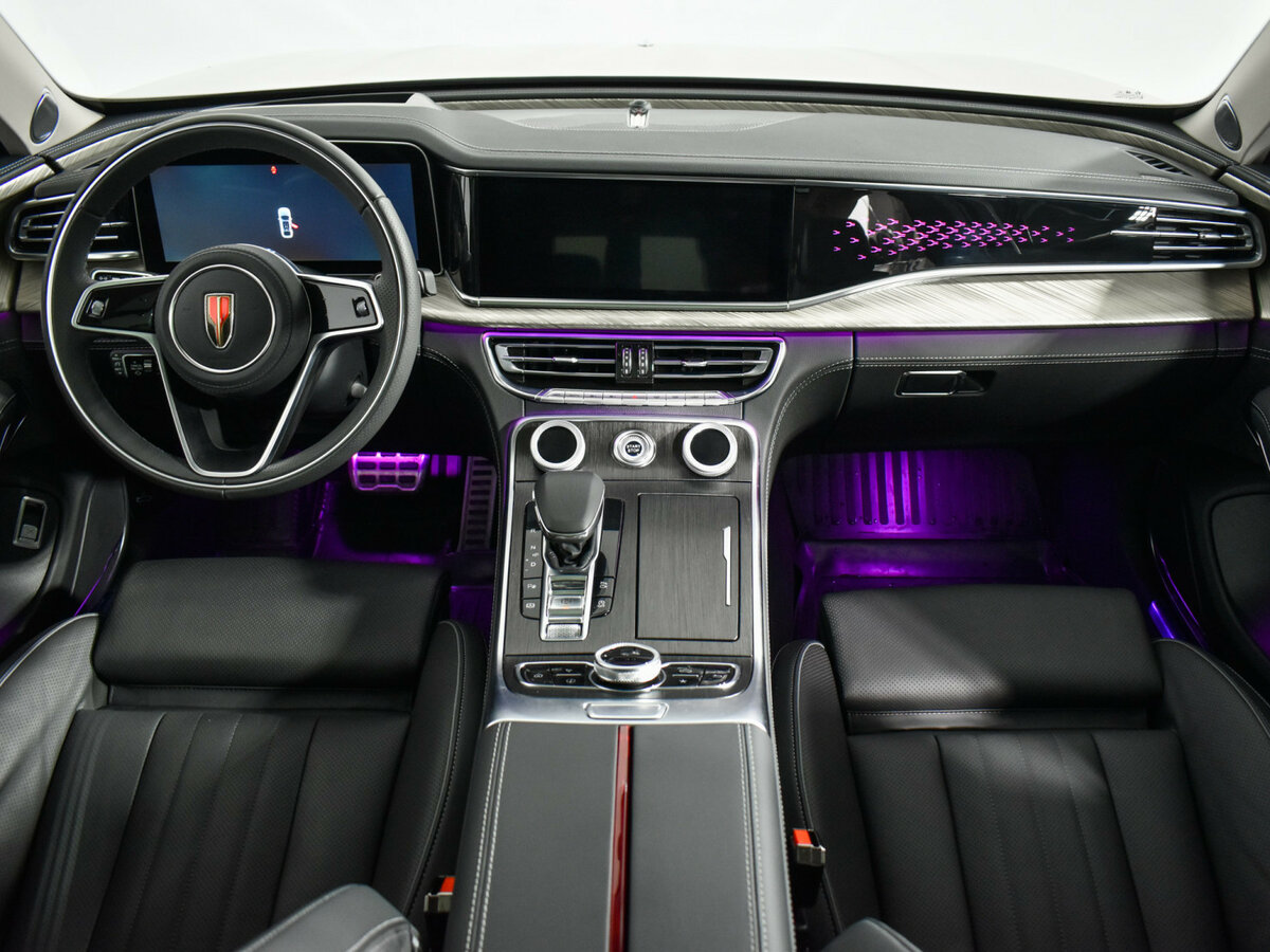 Купить Hongqi H9 с пробегом. Фото: #13
