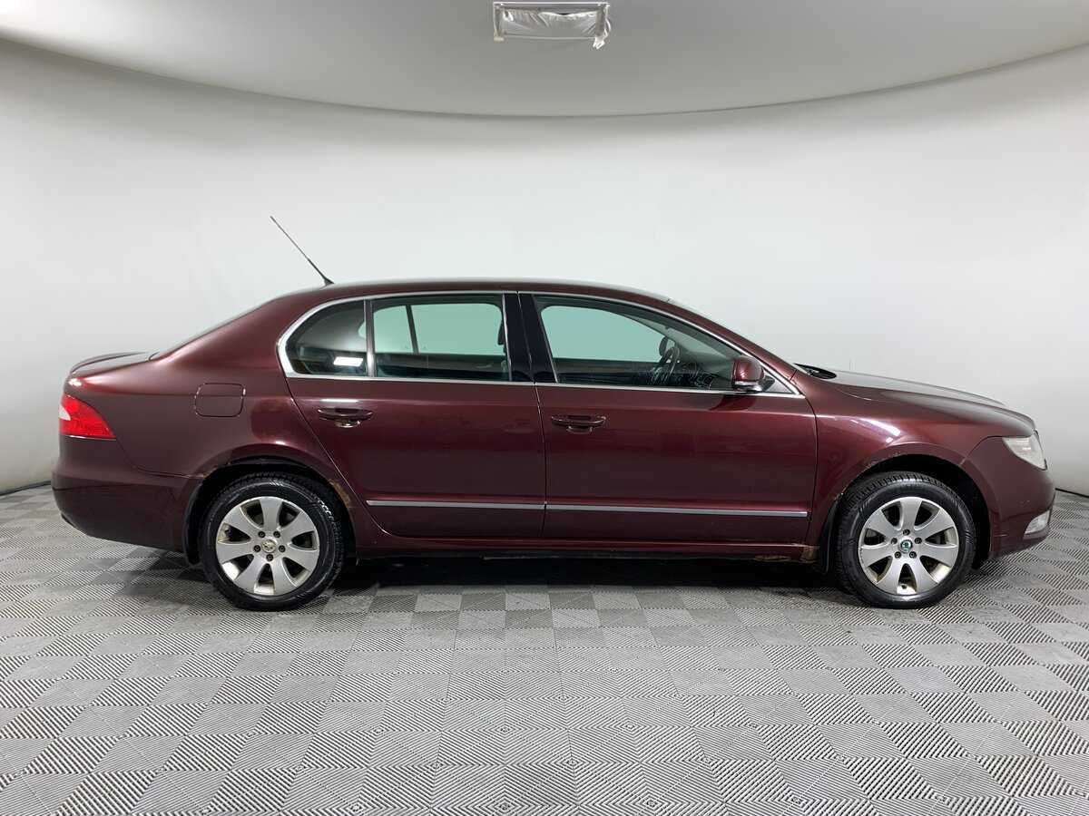 Купить Skoda Superb с пробегом. Фото: #3