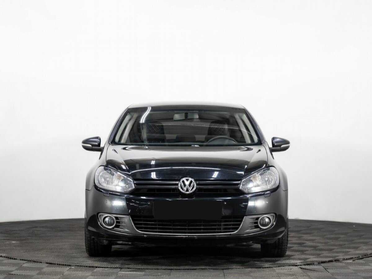 Купить Volkswagen Golf с пробегом. Фото: #1