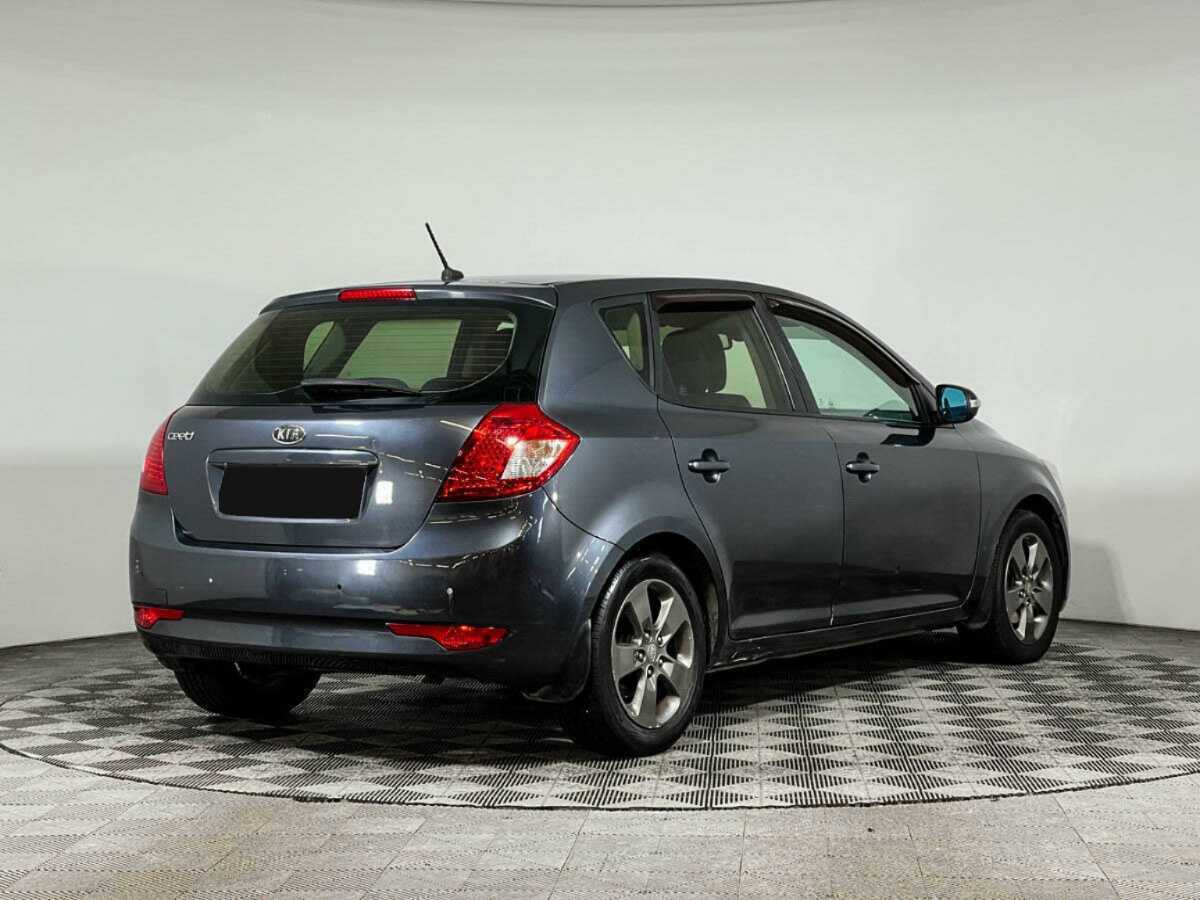 Купить Kia Ceed с пробегом. Фото: #4