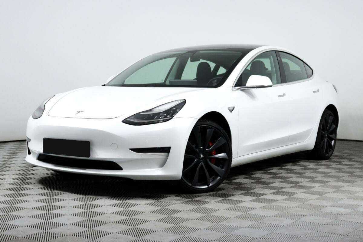 Купить Tesla Model 3 с пробегом. Посмотреть фото
