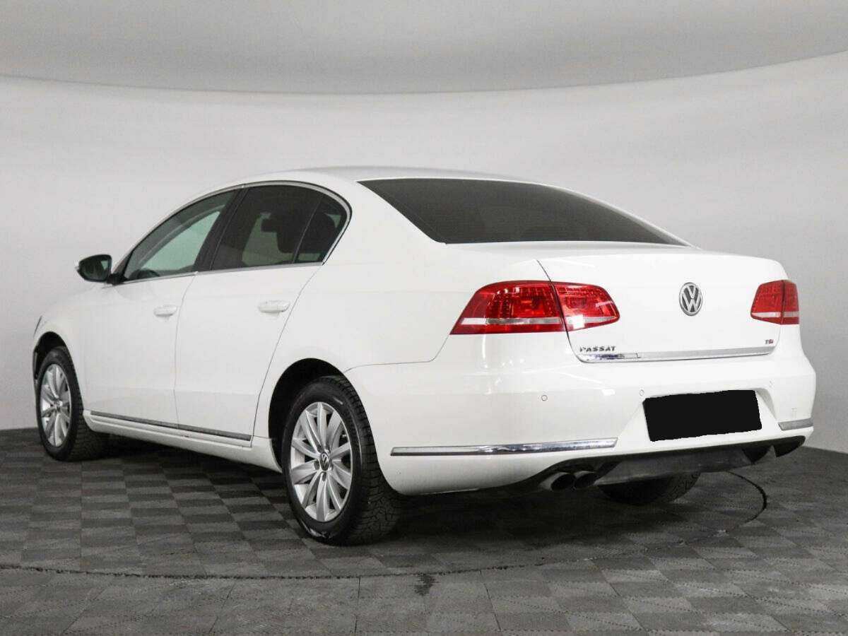 Купить Volkswagen Passat с пробегом. Фото: #6