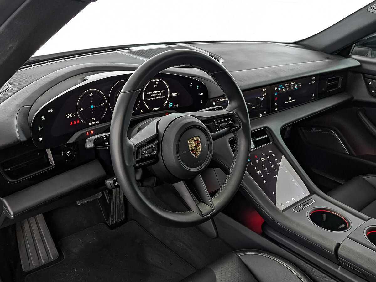 Купить Porsche Taycan с пробегом. Фото: #14