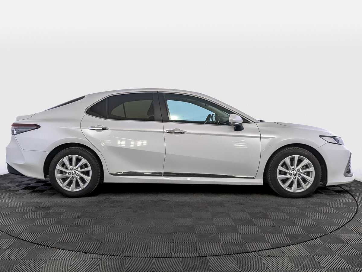 Купить Toyota Camry с пробегом. Фото: #3