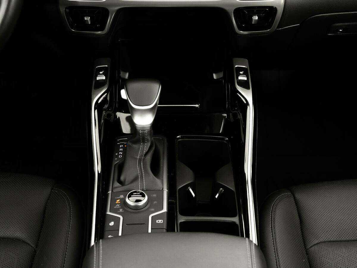 Купить Kia Sorento с пробегом. Фото: #11