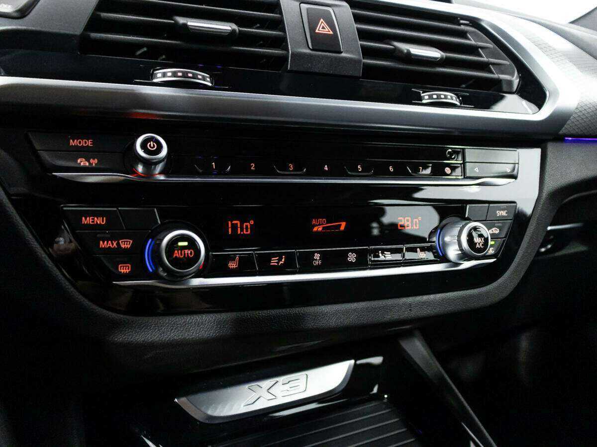 Купить BMW X3 с пробегом. Фото: #19