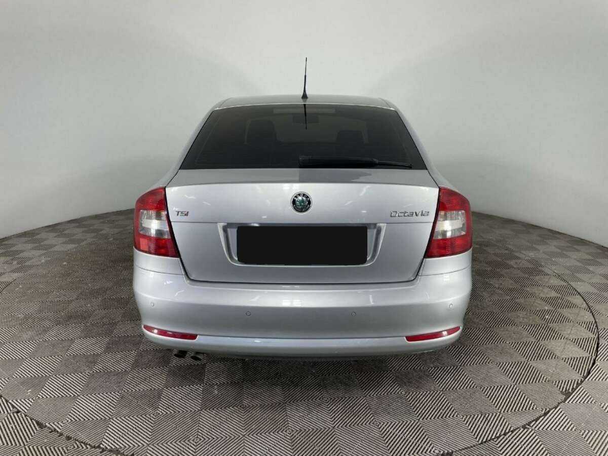 Купить Skoda Octavia с пробегом. Фото: #2