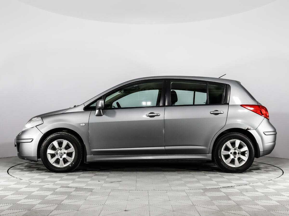 Купить Nissan Tiida с пробегом. Фото: #7