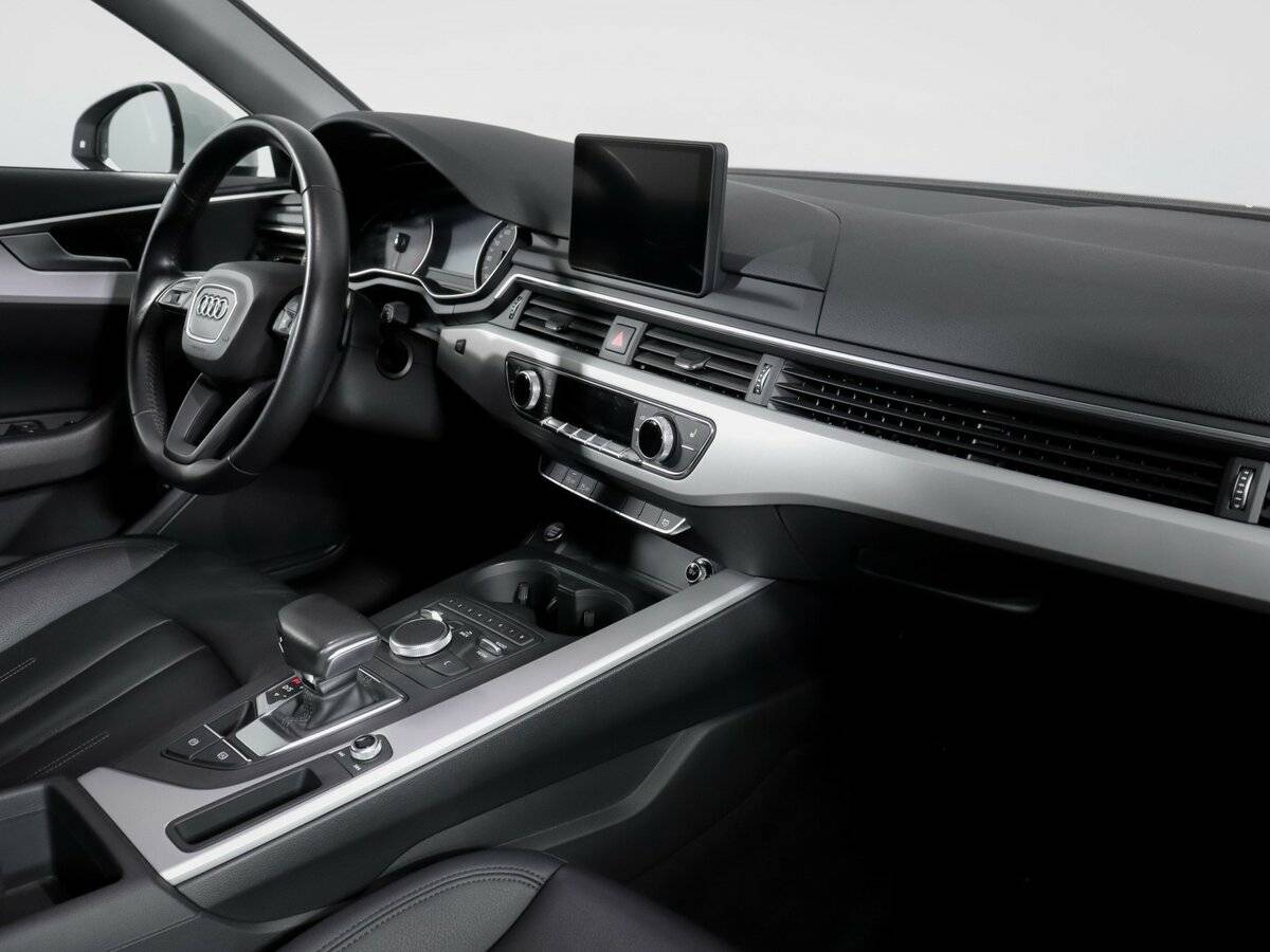 Купить Audi A4 с пробегом. Фото: #8