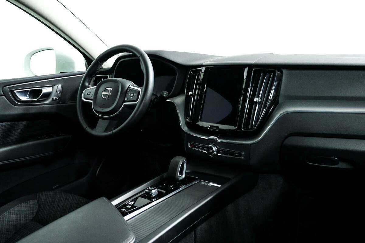 Купить Volvo XC60 с пробегом. Фото: #8