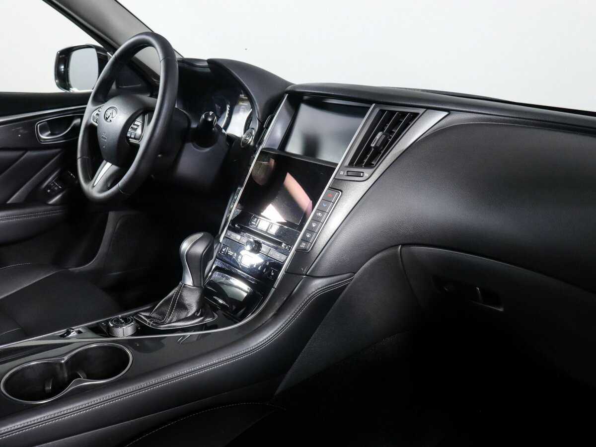 Купить Infiniti Q50 с пробегом. Фото: #5