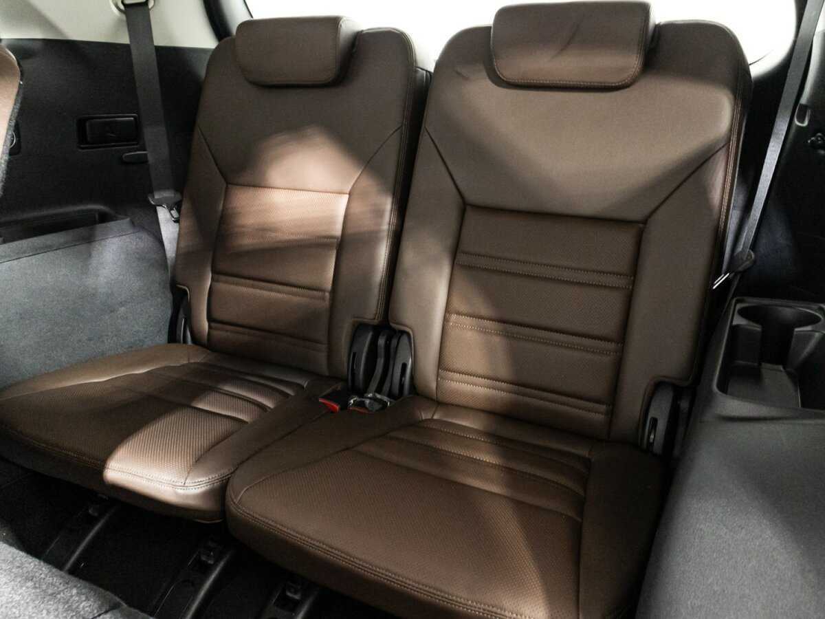 Купить Kia Sorento с пробегом. Фото: #12