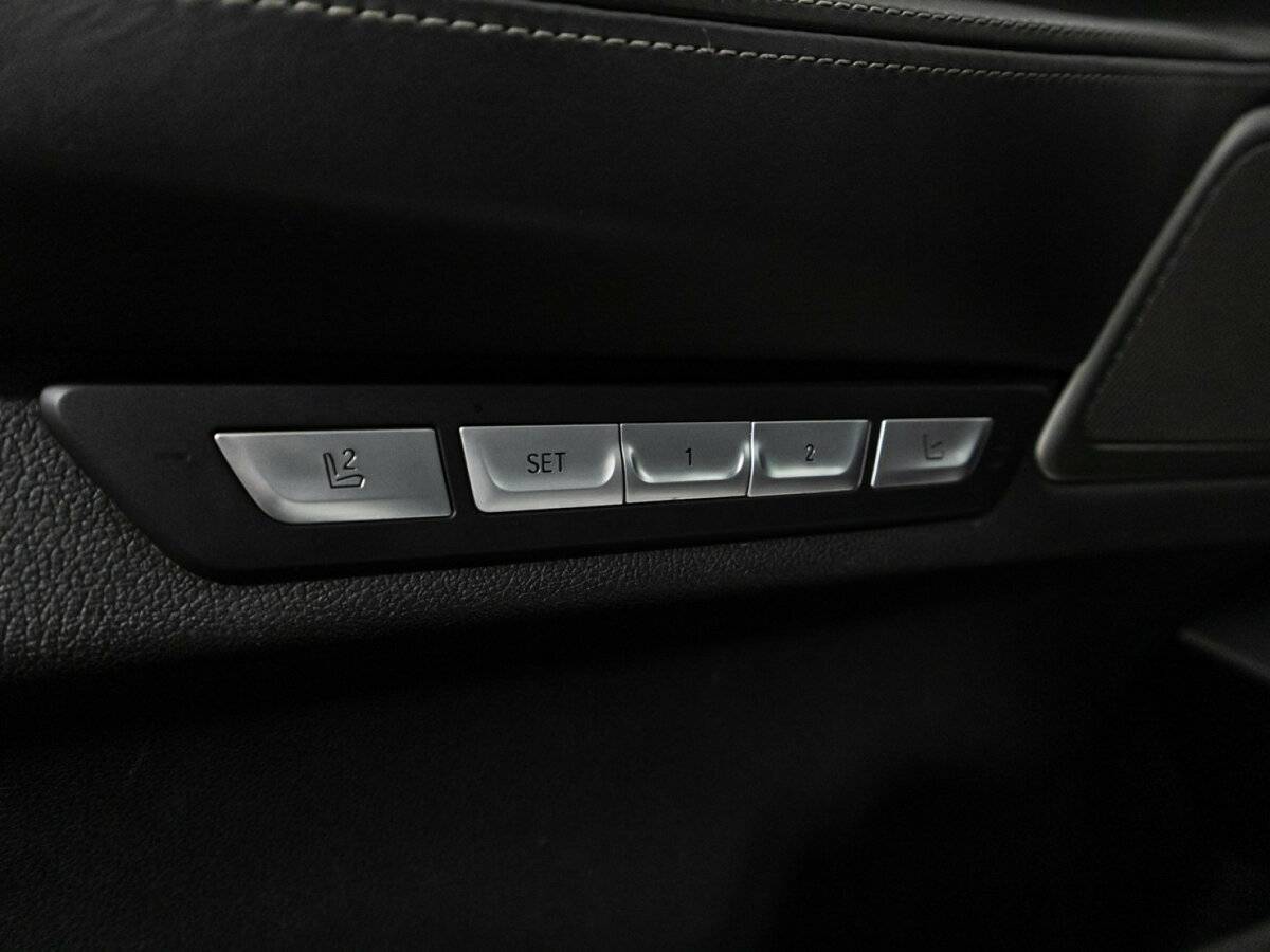 Купить BMW 7 серии с пробегом. Фото: #17