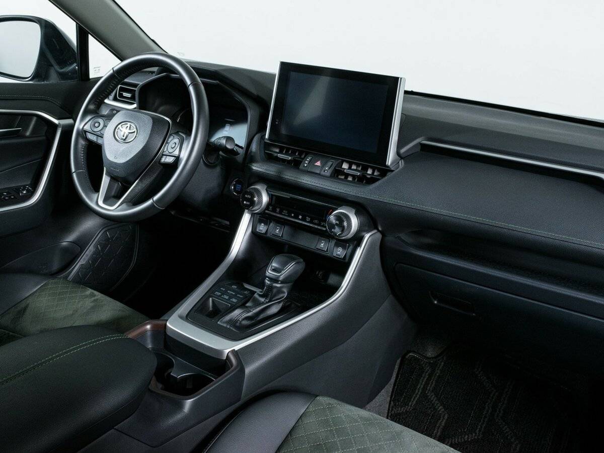 Купить Toyota RAV4 с пробегом. Фото: #10