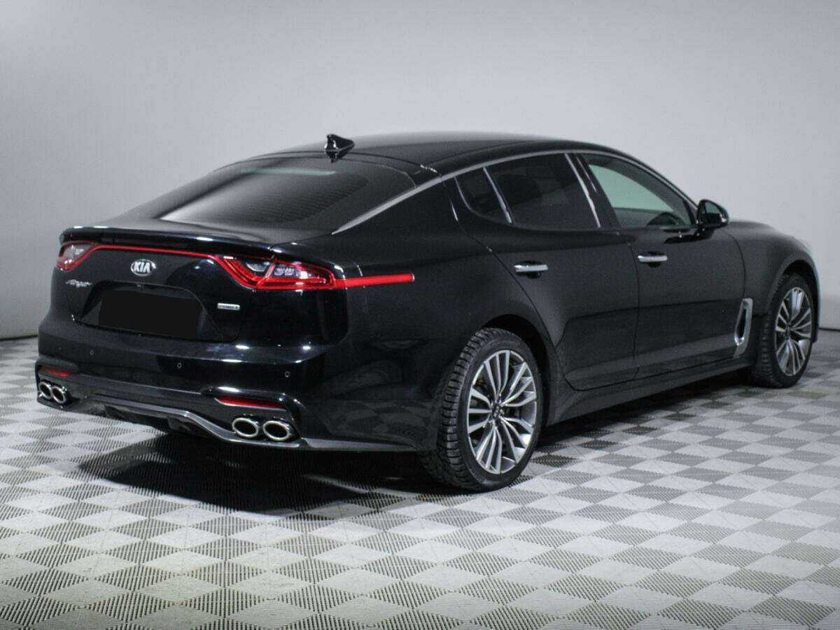 Купить Kia Stinger с пробегом. Фото: #3