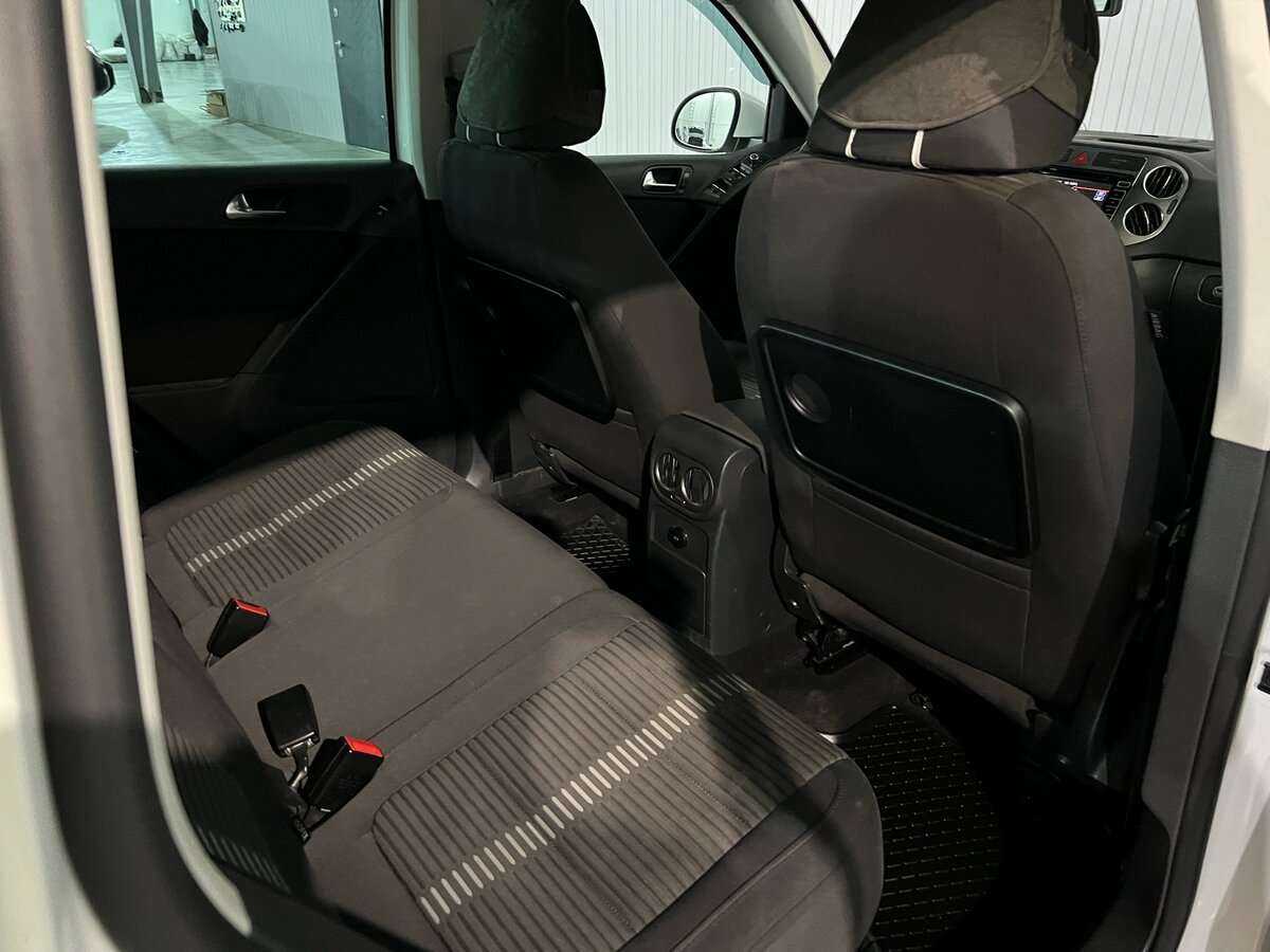 Купить Volkswagen Tiguan с пробегом. Фото: #17