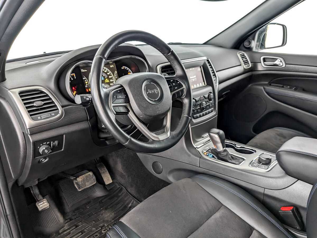 Купить Jeep Grand Cherokee с пробегом. Фото: #14