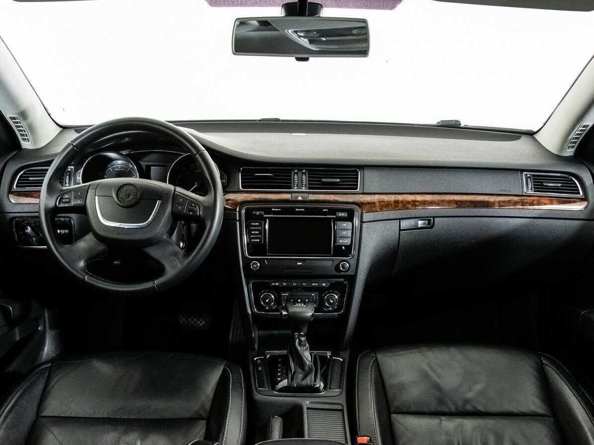 Купить Skoda Superb с пробегом. Фото: #7