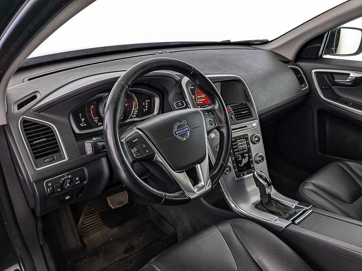 Купить Volvo XC60 с пробегом. Фото: #15