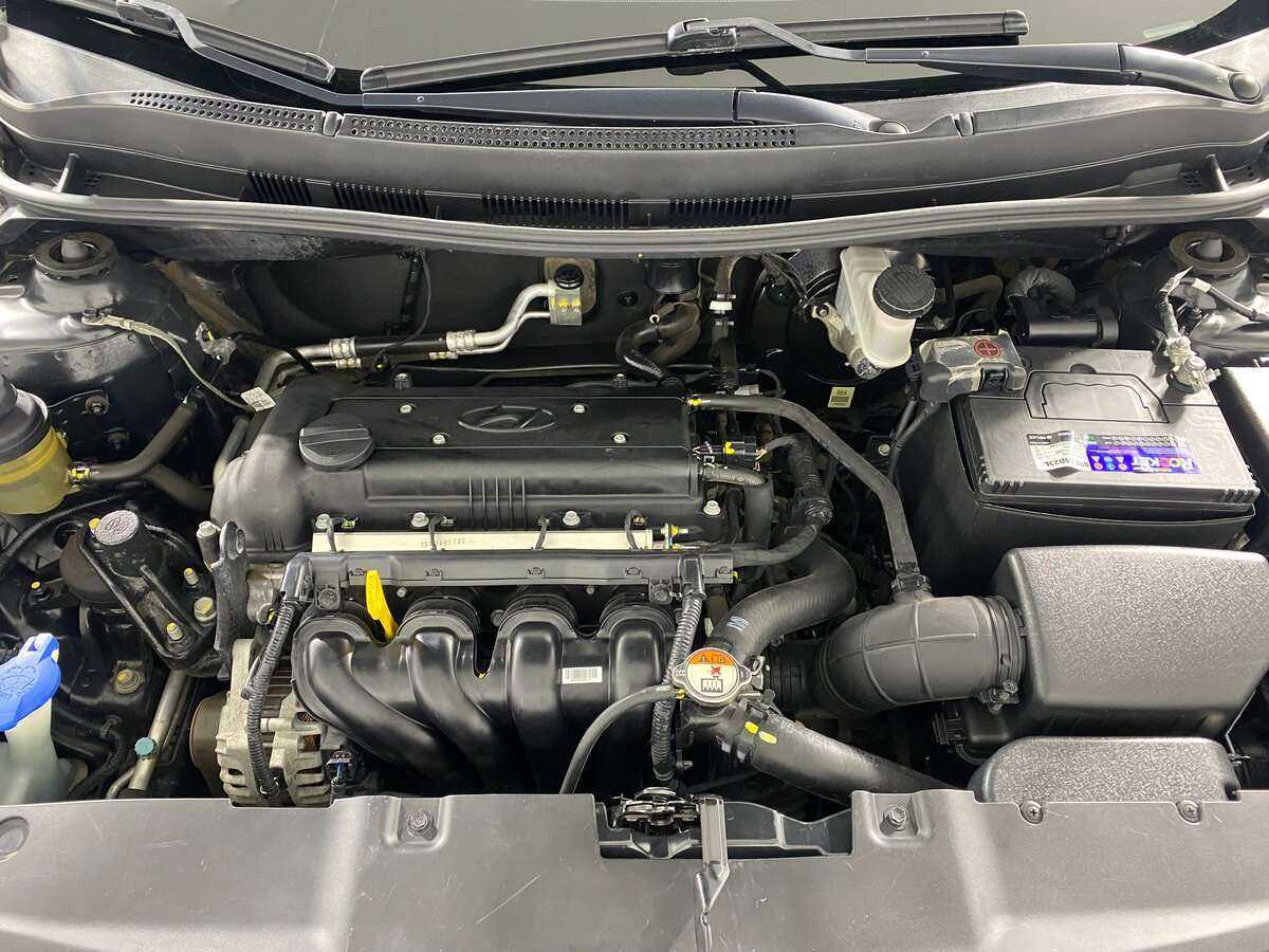 Купить Hyundai Solaris с пробегом. Фото: #8