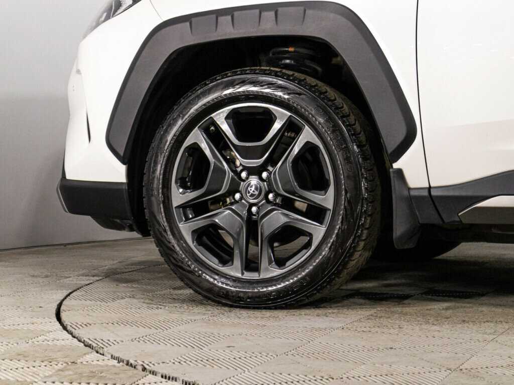Купить Toyota RAV4 с пробегом. Фото: #23