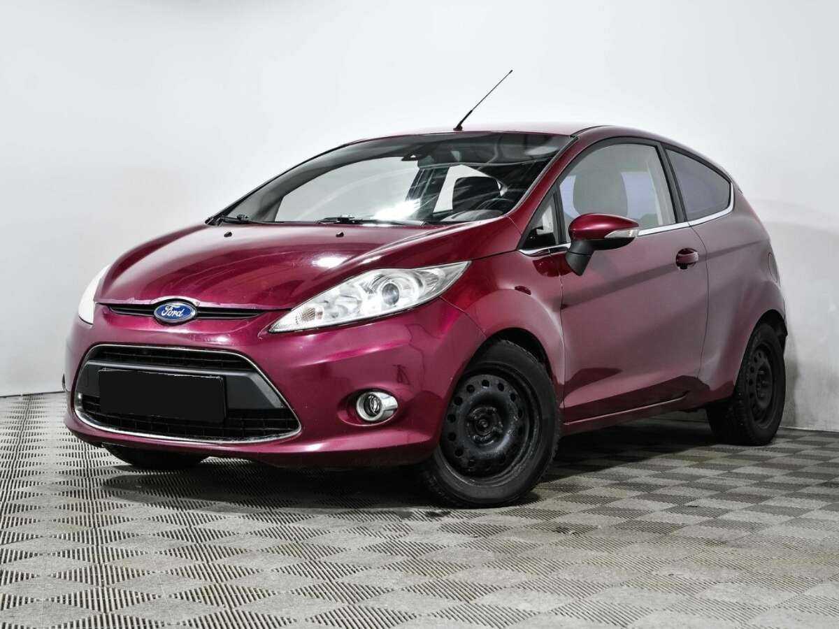 Купить Ford Fiesta с пробегом. Посмотреть фото