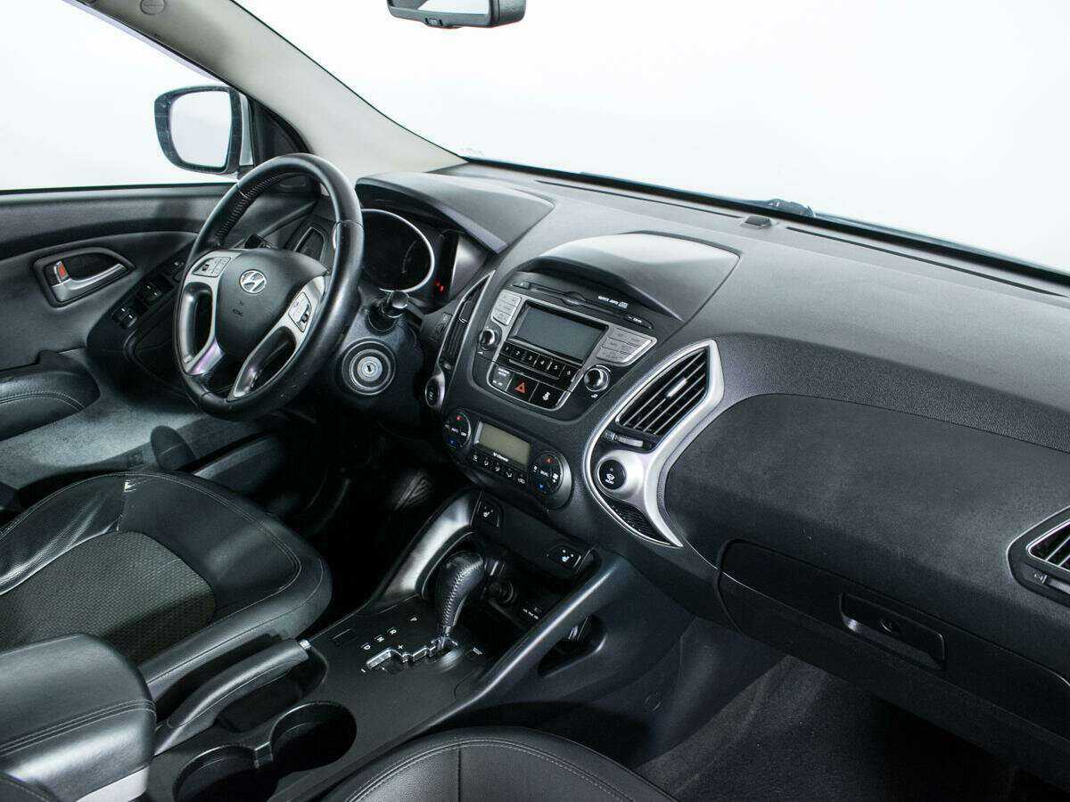 Купить Hyundai ix35 с пробегом. Фото: #8