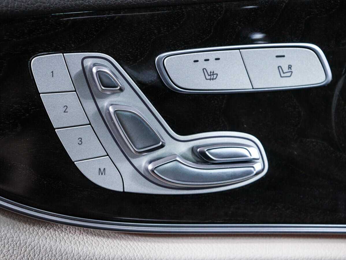 Купить Mercedes-Benz E-Класс с пробегом. Фото: #20